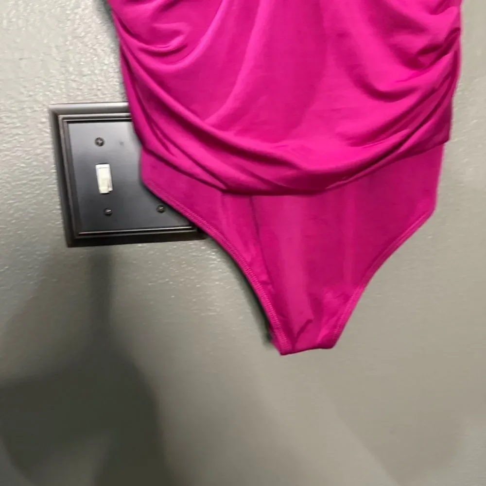 Express Body Contour Hot fuchsia Pink Ruched Cami Bodysuit Tank Top Valentine’s